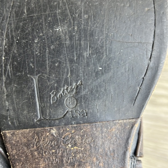 LA BOTTEGA DI LISA Blk & Brn Ankle Boots - Picture 10 of 11